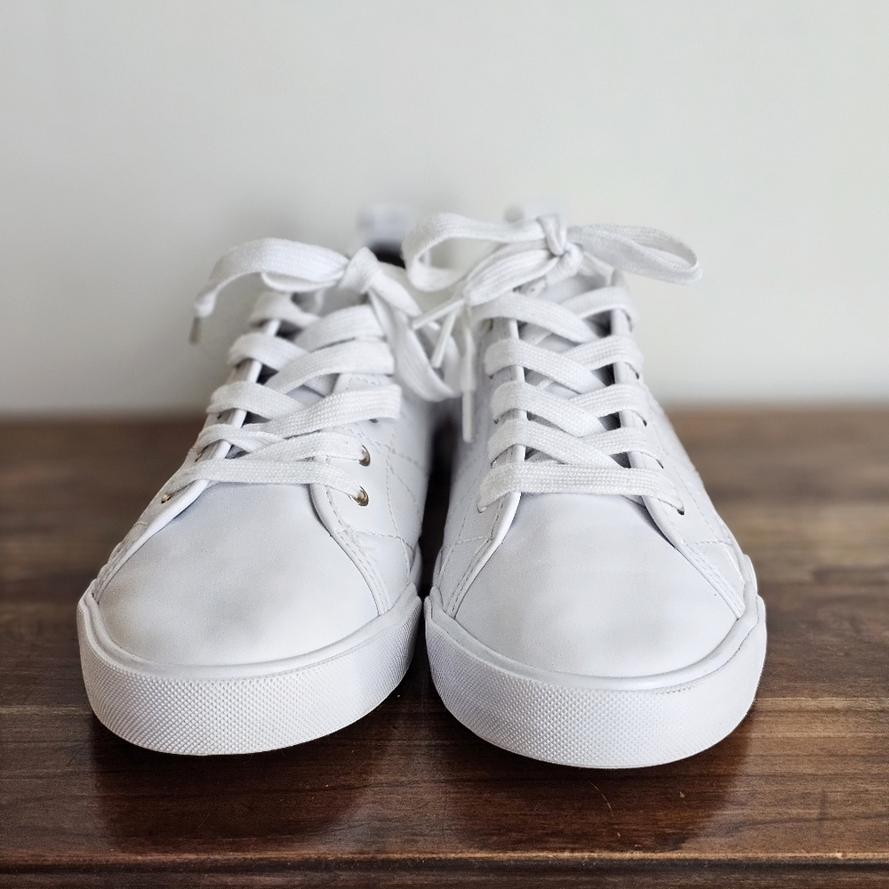 G By Guess Women's Orfin Faux-Leather Sneakers with Brand Accents Size 10 M - Picture 4 of 16